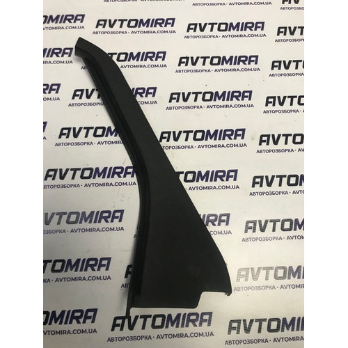 Кутник задньої правої дверки Ford Focus 2 HB 2005-2010 4M51A254K06A 
